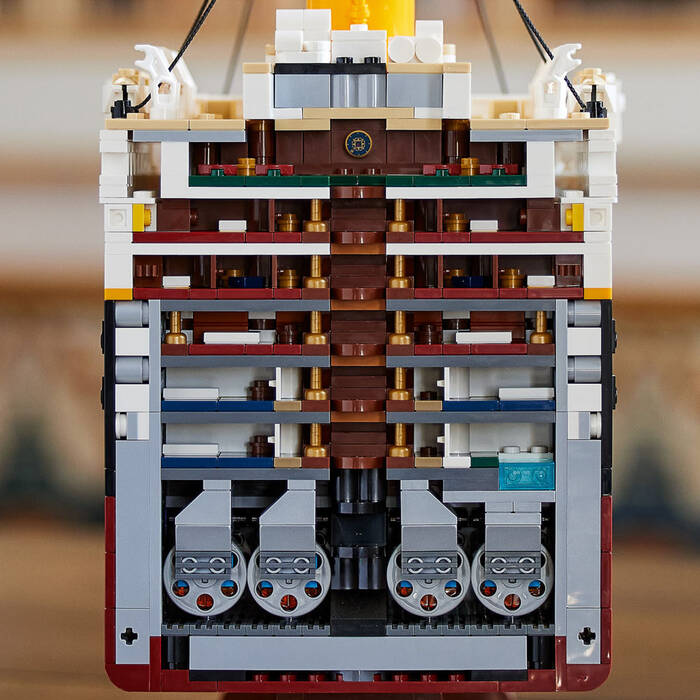 10294 LEGO Icons Titanik - 4