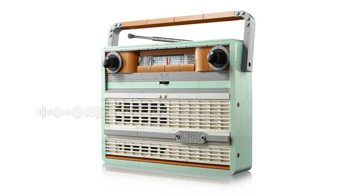 10334 LEGO® Icons Retro Radyo - 3