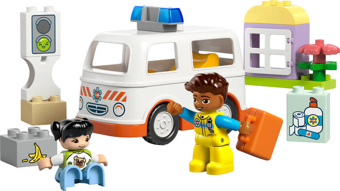 10447 LEGO® DUPLO Ambulans ve Sürücü - 1
