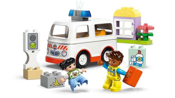 10447 LEGO® DUPLO Ambulans ve Sürücü - 3