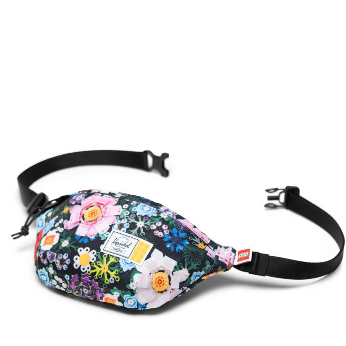 11610-07029 Herschel Classic™ Hip Pack - Garden Floral - 3