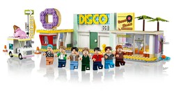21339 LEGO® Ideas BTS Dynamite - 3