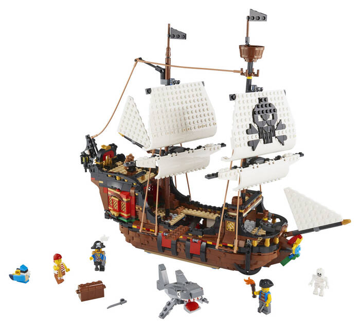 31109 LEGO Creator Korsan Gemisi - 1
