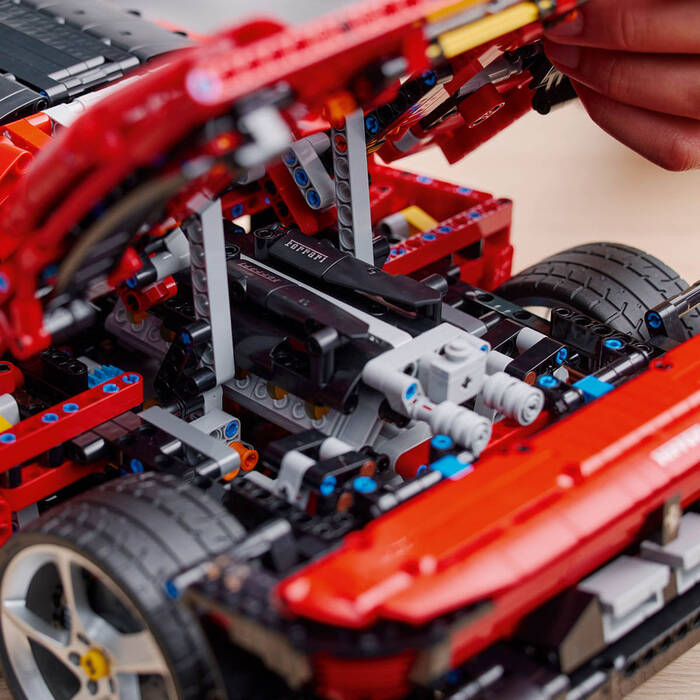 42143 LEGO Technic Ferrari Daytona SP3 - 5